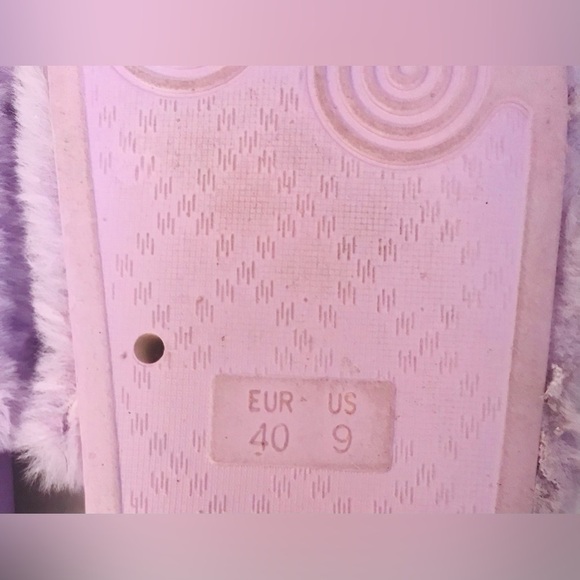 Trillium Women’s Lavender Purple Fur Slide Size 9 - Picture 6 of 6